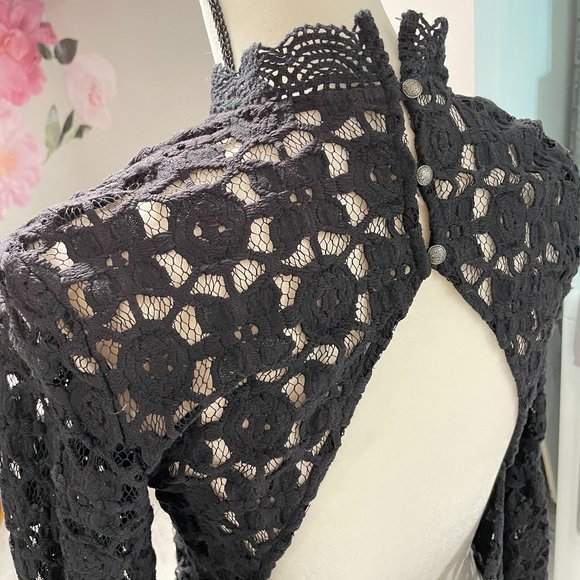 Free People Lace Top - Picture 2 of 4